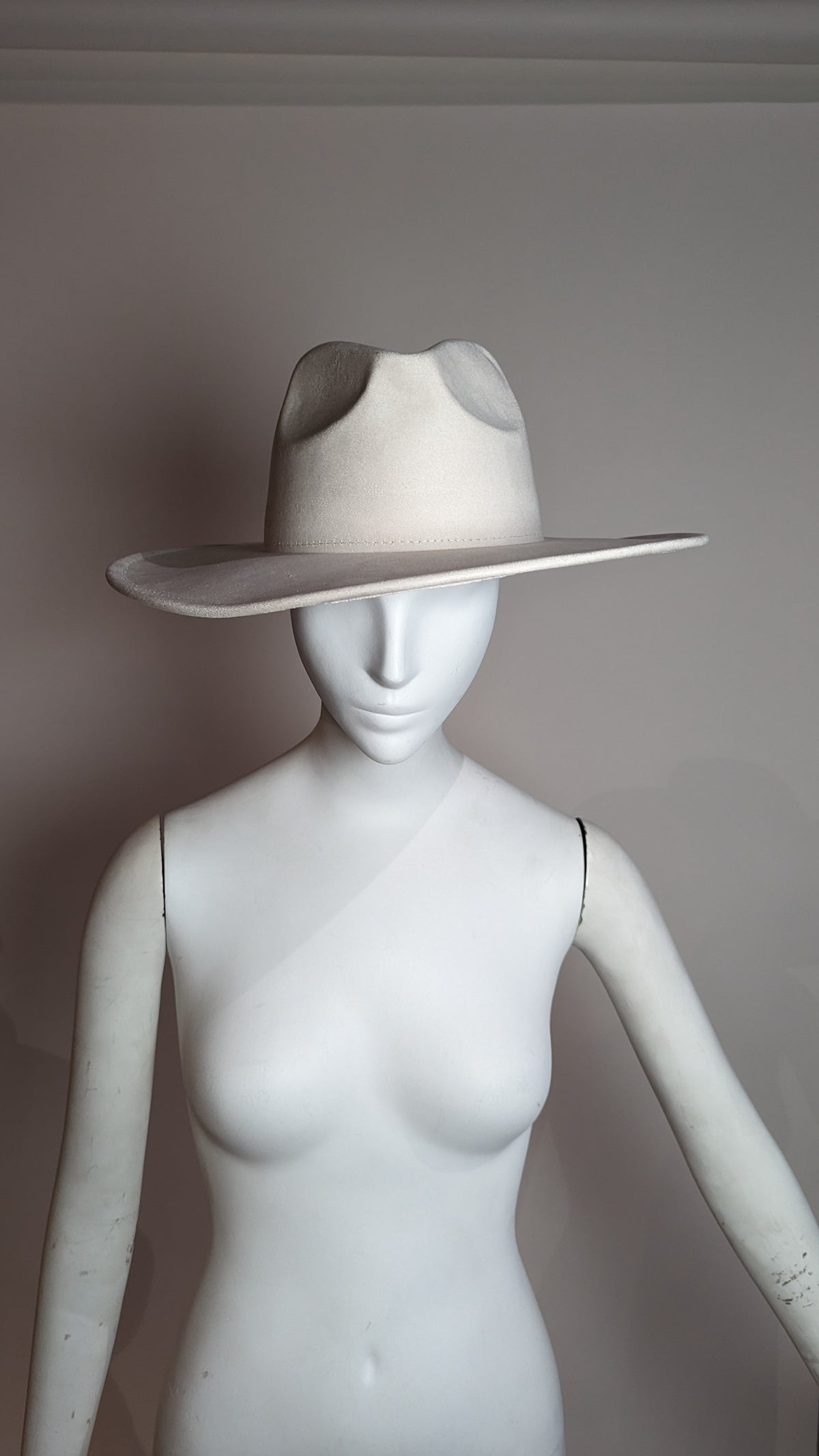SAMPLE SALE - White Large Brim Hat - FINAL SALE