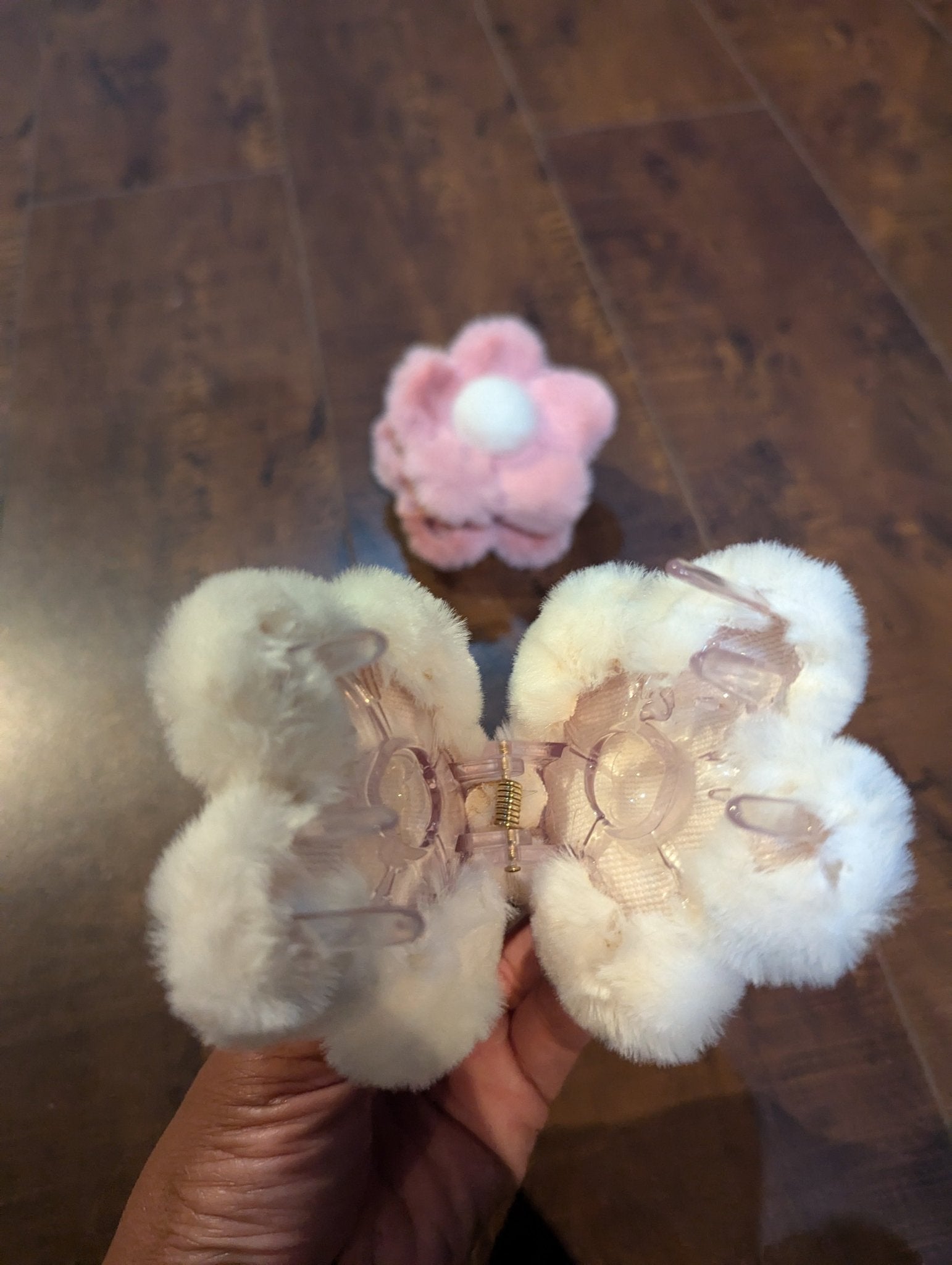 SAMPLE SALE - Fuzzy Flower Hair Claw - Neon Cowboys - 